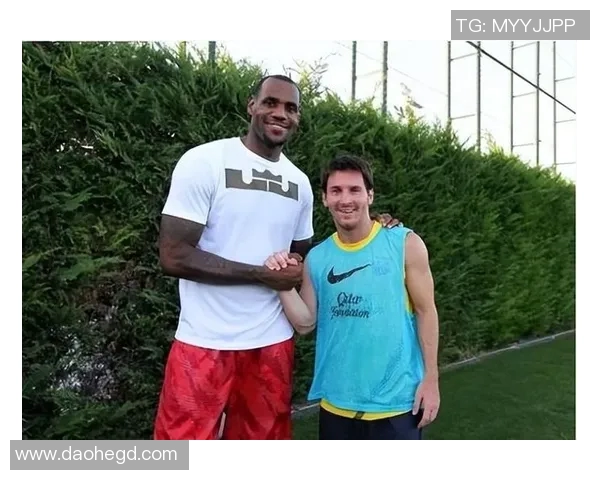 篮球与足球明星同台竞技共话运动精神与友谊的盛宴